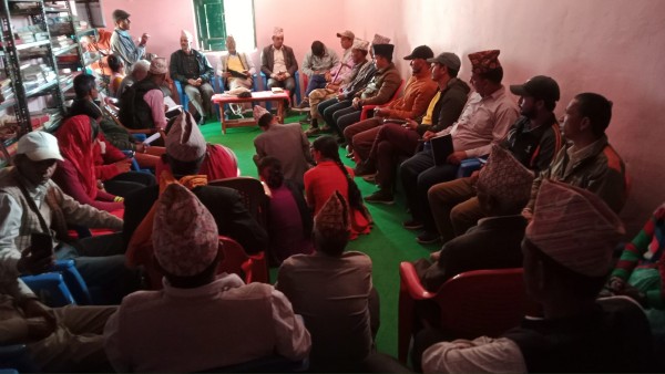 बैतडीमा लोकतान्त्रिक –बाम गठबन्धन पालिकास्तरीय बैठकमा व्यस्त 
